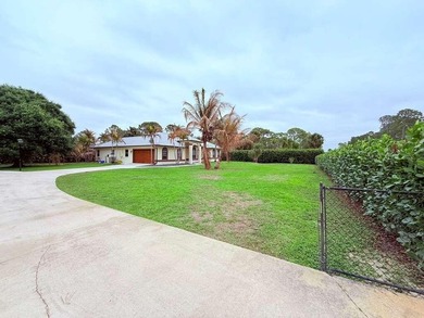 Beautiful property located in a peaceful and highly desirable - photo 17