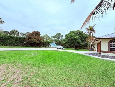 Beautiful property located in a peaceful and highly desirable - photo 18