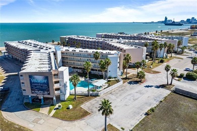 This condo is priced to sell and ready for your next - photo 1