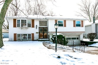 Lake Erie - Lake County Home Sale Pending in Eastlake Ohio