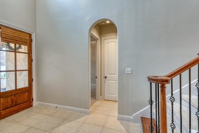 Resort-style living in The Enclave at Horseshoe Bay! This gated - photo 3
