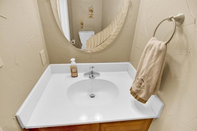 Terrific and spacious end-unit 3-bedroom, 2.5-bath furnished - photo 12