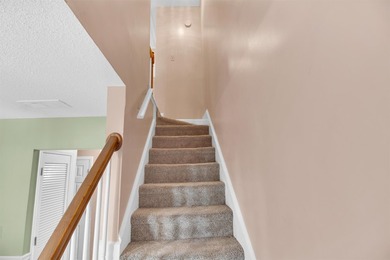 Terrific and spacious end-unit 3-bedroom, 2.5-bath furnished - photo 13