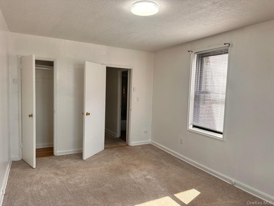 1-bedroom apartment located in Flushing - photo 24