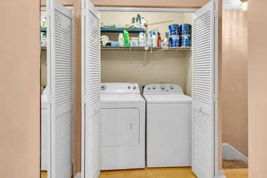 Terrific and spacious end-unit 3-bedroom, 2.5-bath furnished - photo 26