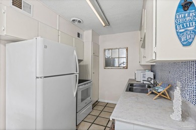 Back on market due to buyer's inability to obtain financing! - photo 8