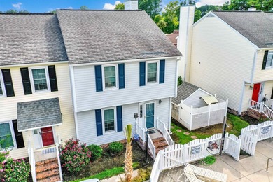 Terrific and spacious end-unit 3-bedroom, 2.5-bath furnished - photo 35