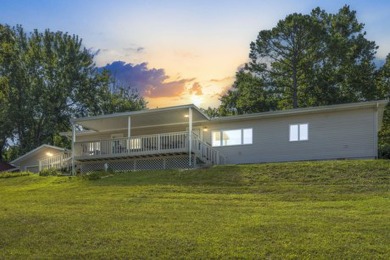 Lake Home For Sale in Blue Eye, Missouri