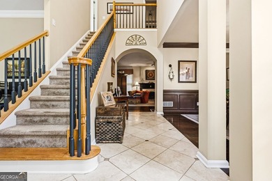 Lovely 5br. 4 ba. Johns Creek home with a floor plan that evokes - photo 8