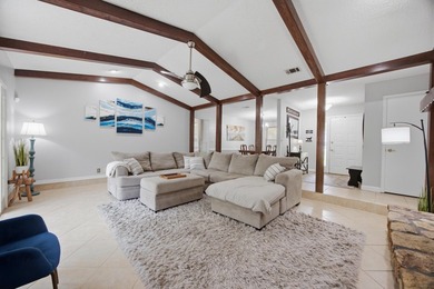Welcome Home! This beautifully maintained home in The Woodlands - photo 14