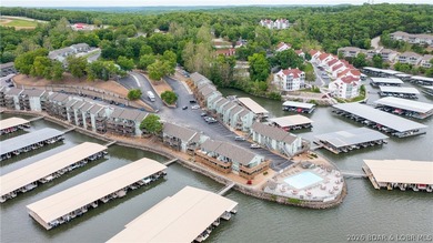 Turn-key lakefront living in the gated Southwood Shores complex - photo 23