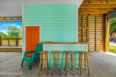 Welcome to this charming 1,400 sq ft, 3-bedroom, 2.5 bath raised - photo 23