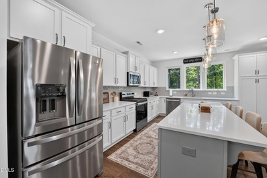 This beautifully crafted 2,820 sq ft home in the gated community - photo 10