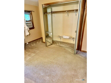 Well-maintained trilevel end-unit townhouse condominium in Fair - photo 12