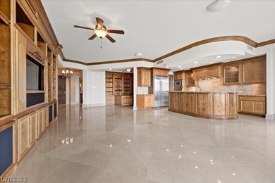 Great opportunity to own a higher floor two bedroom unit in - photo 2