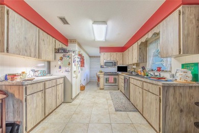 Welcome to this charming home located in the desirable community - photo 12