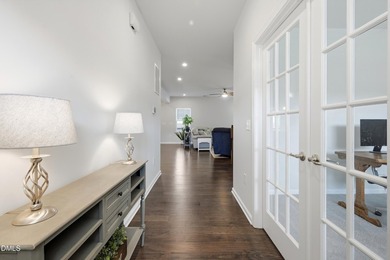 Enjoy this beautiful 3-bedroom, 2.5-bath home with a screened - photo 5