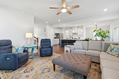 Enjoy this beautiful 3-bedroom, 2.5-bath home with a screened - photo 9