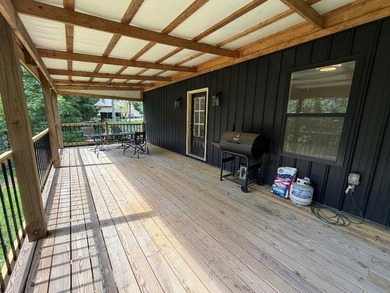 Almost-new barndominium in the highly desirable Indian Valley - photo 20