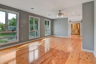 Beautiful 3-Story Home in a Gated Resort-Style Community! This - photo 21