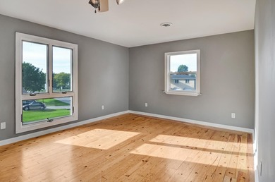 Beautiful 3-Story Home in a Gated Resort-Style Community! This - photo 25