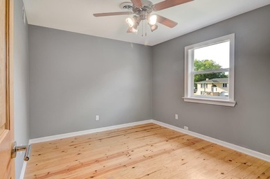 Beautiful 3-Story Home in a Gated Resort-Style Community! This - photo 26