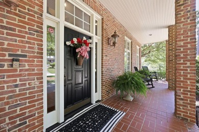 Quietly tucked away in North Ridge, this custom estate captures - photo 5