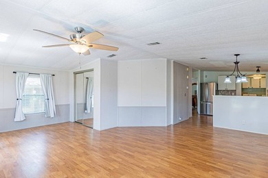 MAKE AN OFFER - OWNER WANTS TO SELL! 1987 Mobile Home | 2 Bed - - photo 4