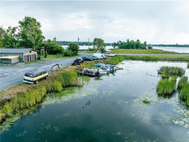 Rainy Lake. Extremely protected boat landing for sale on the US - photo 6