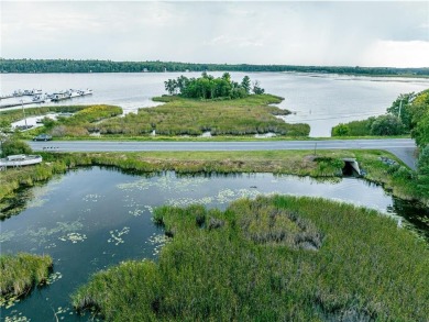 Rainy Lake. Extremely protected boat landing for sale on the US - photo 7