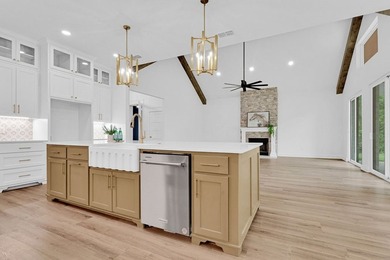 Welcome to your brand-new home in the gated Hideaway Lake - photo 15