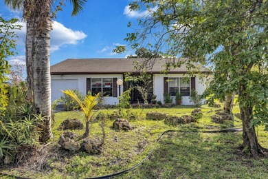 This wonderful 3bd/2bath single family home boast a spacious - photo 17