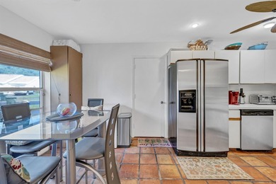 This wonderful 3bd/2bath single family home boast a spacious - photo 19