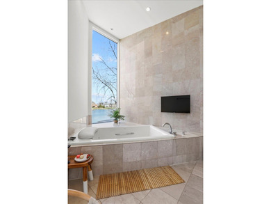 4010 Clubhouse Drive: Where Architectural Light Meets Lakeside - photo 20