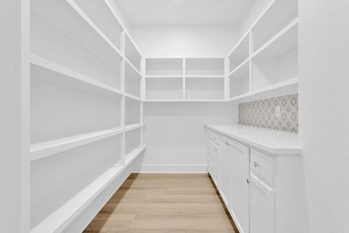 Welcome to your brand-new home in the gated Hideaway Lake - photo 20
