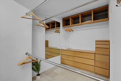 4010 Clubhouse Drive: Where Architectural Light Meets Lakeside - photo 21