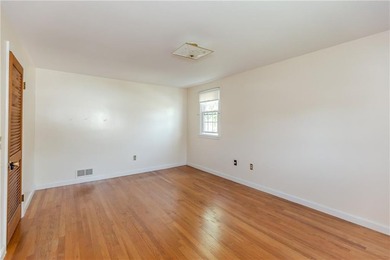 Timeless charm, abundant natural light, and an unbeatable - photo 26