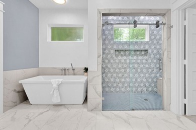 Welcome to your brand-new home in the gated Hideaway Lake - photo 30
