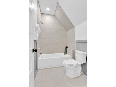 Welcome to your brand-new home in the gated Hideaway Lake - photo 37