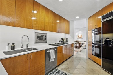 4010 Clubhouse Drive: Where Architectural Light Meets Lakeside - photo 38