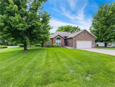 Lake Home Sale Pending in Camdenton, Missouri