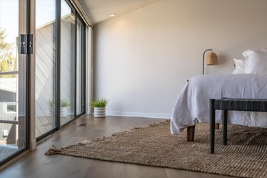 4010 Clubhouse Drive: Where Architectural Light Meets Lakeside - photo 50