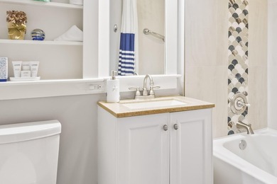 Guests & owners alike will adore this charming renovated studio - photo 11