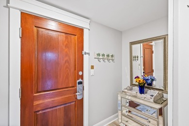 Guests & owners alike will adore this charming renovated studio - photo 12