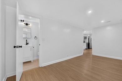 2023 Hugo Avenue is a beautifully renovated 2-bedroom, 2-bath - photo 16