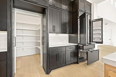 An exceptional residence nestled within the esteemed Summit Rock - photo 16
