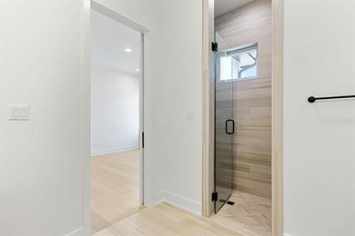 An exceptional residence nestled within the esteemed Summit Rock - photo 20