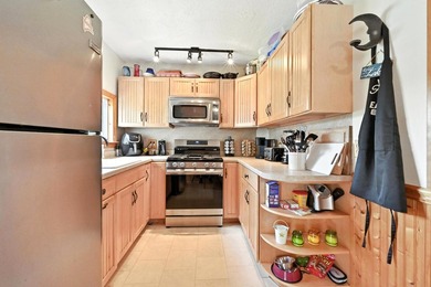 Year-Round Waterfront Cottage on Worthley Pond Tucked along the - photo 20