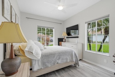 Beautifully updated 3-bedroom, 2-bath corner villa with 1,495 sq - photo 27