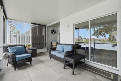 Beautifully updated 3-bedroom, 2-bath corner villa with 1,495 sq - photo 30